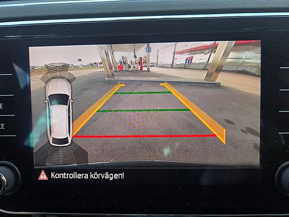Skoda Superb 24 of 26