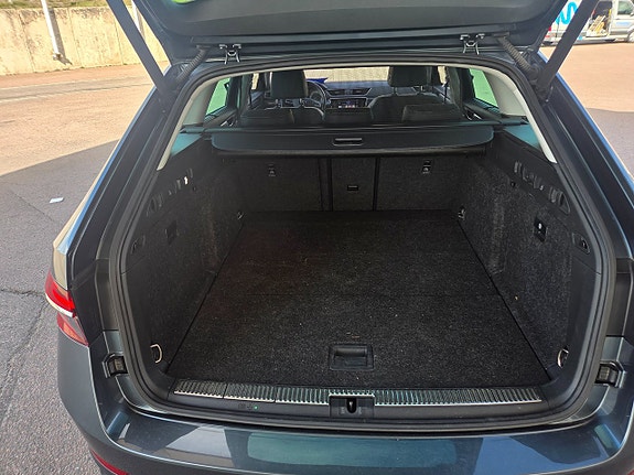 Skoda Superb 9 of 26