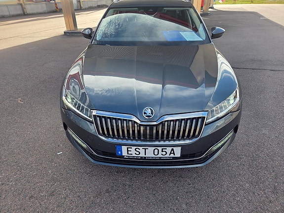 Skoda Superb 16 of 26