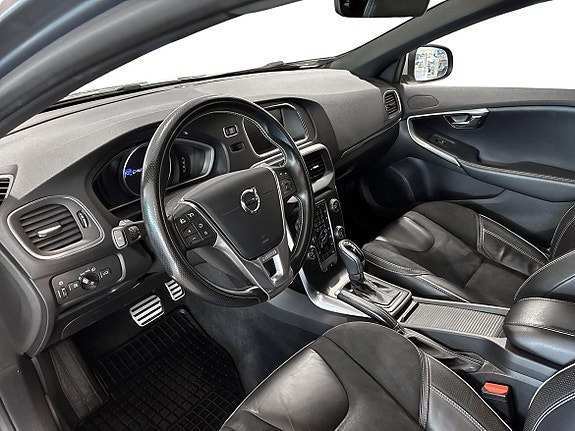 Volvo V40 6 of 15