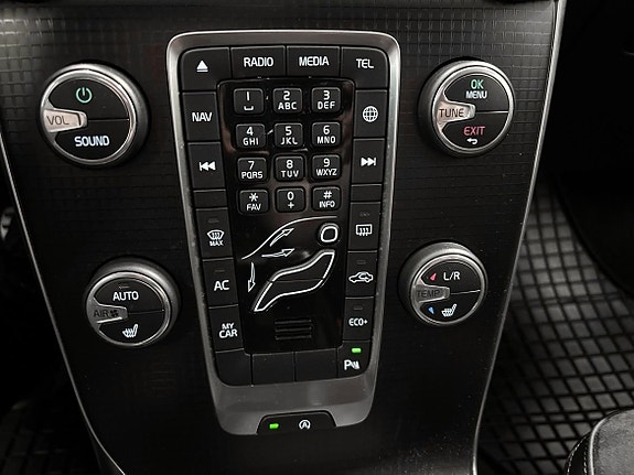 Volvo V40 15 of 15