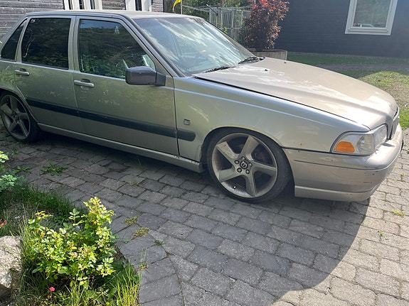 Volvo S70 3 of 3