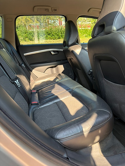 Volvo V70 4 of 4