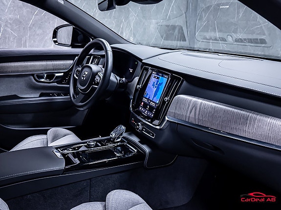 Volvo V90 13 of 30
