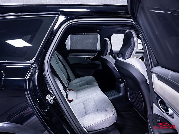 Volvo V90 16 of 30
