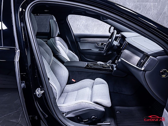 Volvo V90 15 of 30