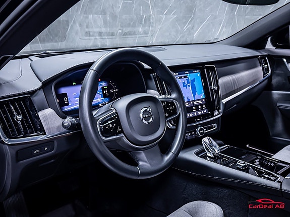 Volvo V90 12 of 30