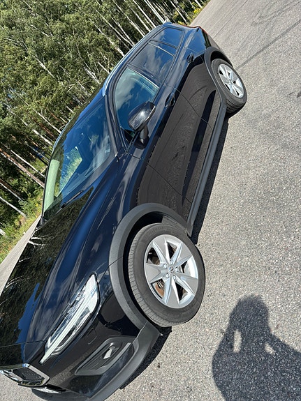 Volvo V60 Cross Country 4 of 5