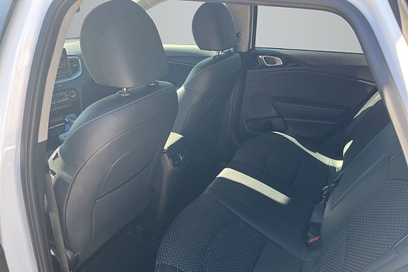 Kia Ceed 11 of 18