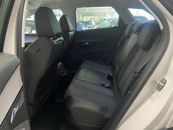 Peugeot 3008 9 of 20