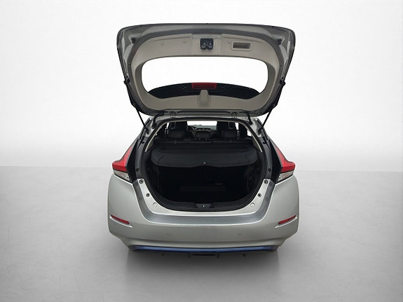 Nissan Leaf 26 of 30