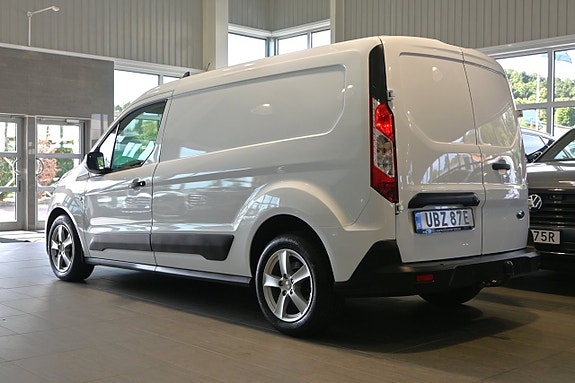 Ford Transit Connect 3 of 19