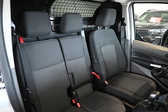 Ford Transit Connect 10 of 19
