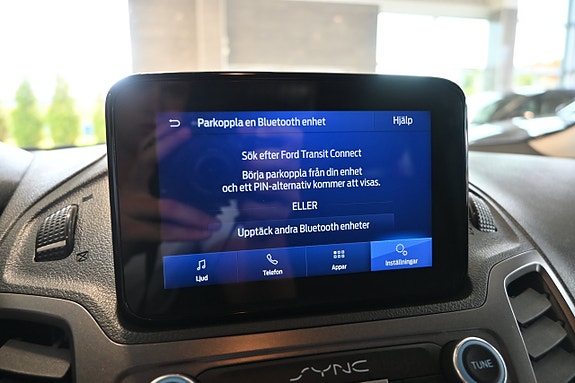 Ford Transit Connect 16 of 19