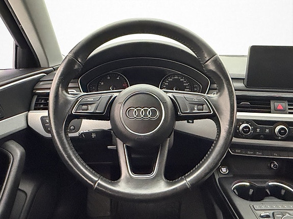 Audi A4 12 of 30