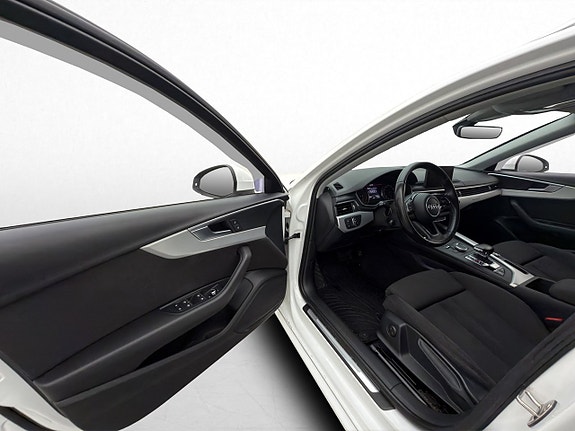 Audi A4 10 of 30