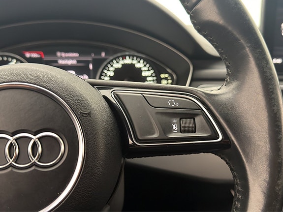 Audi A4 16 of 30