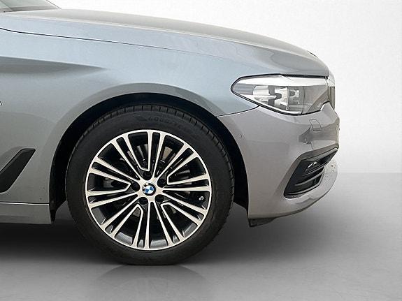 BMW 520d 29 of 29