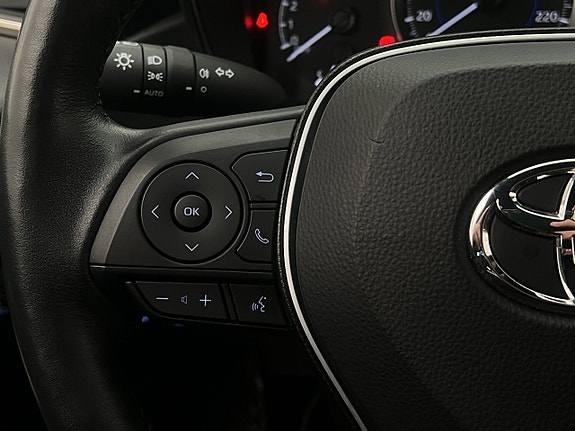 Toyota Corolla 14 of 28