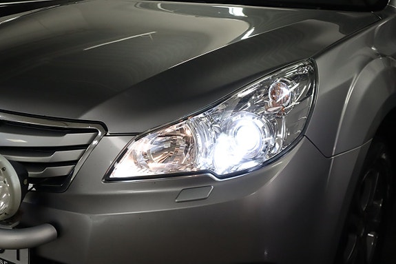 Subaru Outback 11 of 30