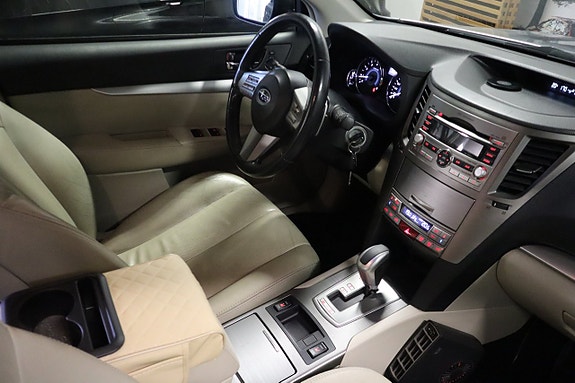 Subaru Outback 18 of 30