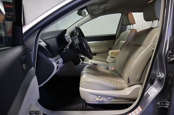 Subaru Outback 16 of 30