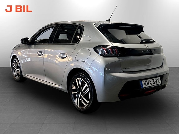 Peugeot 208 3 of 15