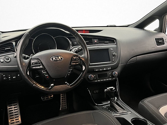 Kia Ceed 12 of 30