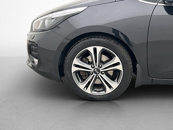Kia Ceed 27 of 30
