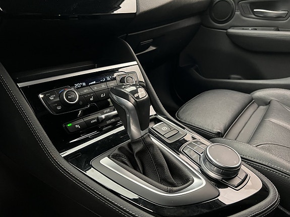 BMW 225xe 21 of 30