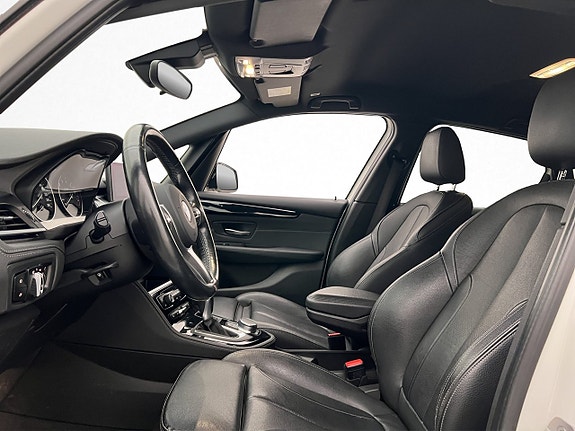 BMW 225xe 10 of 30