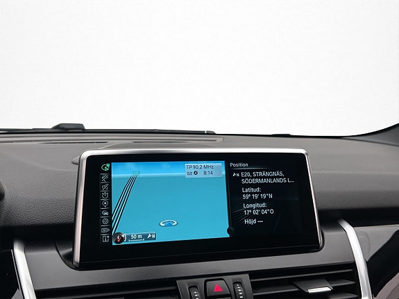 BMW 225xe 18 of 30
