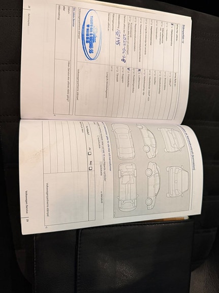 Volkswagen CC 21 of 23
