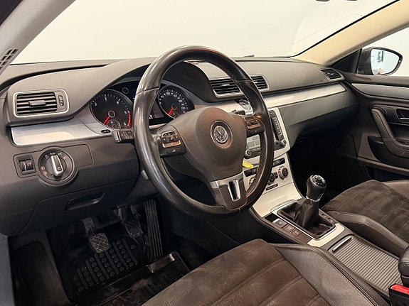 Volkswagen CC 10 of 23