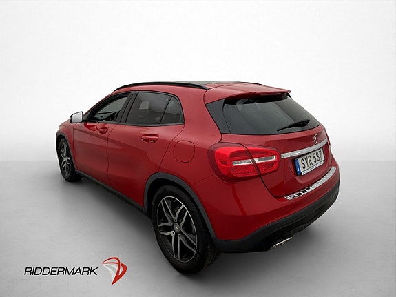 Mercedes-Benz GLA200 5 of 30