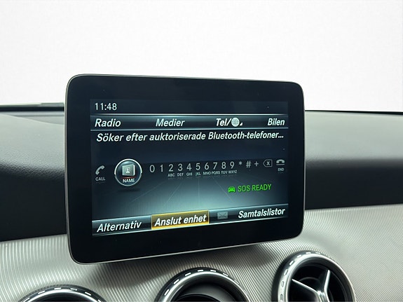 Mercedes-Benz GLA200 19 of 30