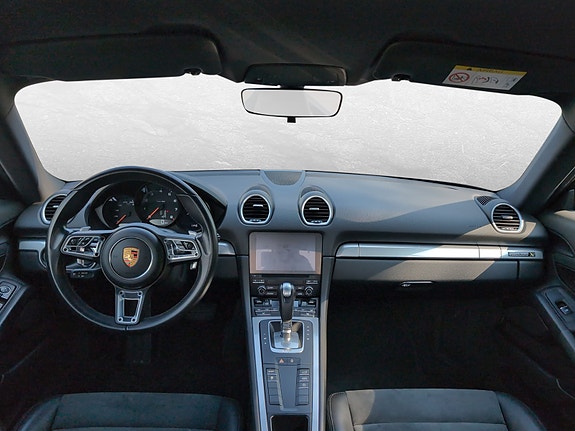 Porsche 718 Cayman 4 of 4