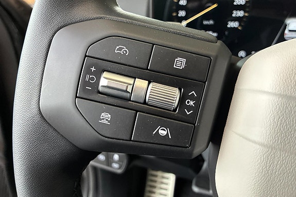 Kia K4 14 of 30