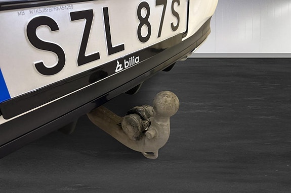 Mercedes-Benz CLA250 e 19 of 25