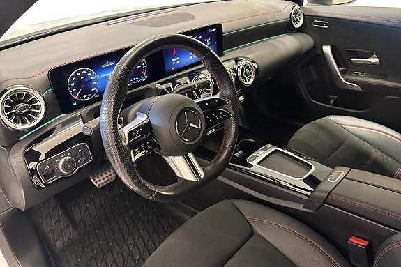 Mercedes-Benz CLA250 e 7 of 25