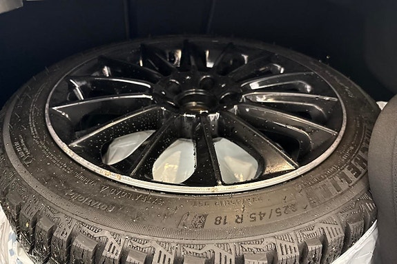 Mercedes-Benz CLA250 e 20 of 25