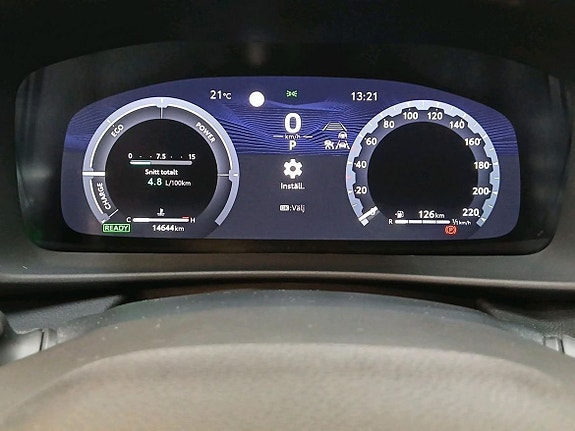 Toyota C-HR 15 of 20