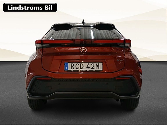 Toyota C-HR 8 of 20