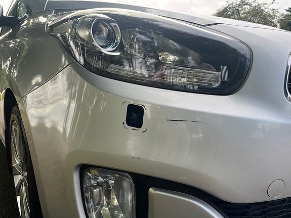 Kia Carens 12 of 13