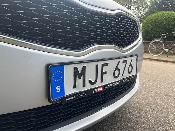Kia Carens 13 of 13