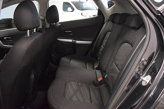 Kia Ceed 18 of 22