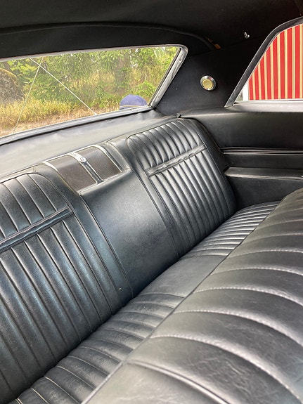 Buick Electra 225 4 of 5