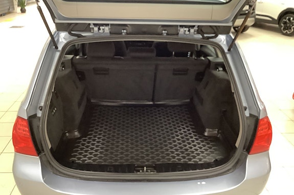 BMW 318d 7 of 15