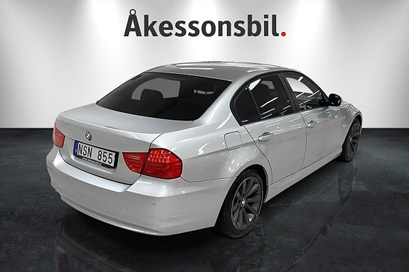 BMW 318d 5 of 14