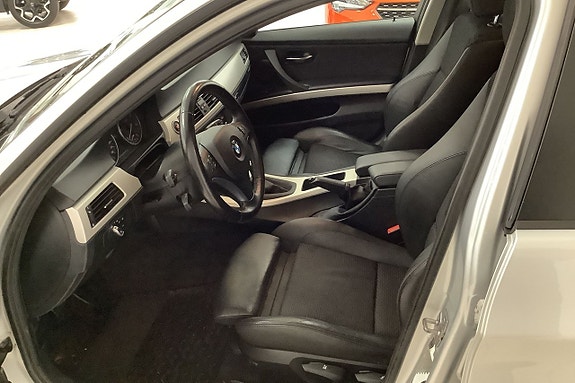 BMW 318d 7 of 14